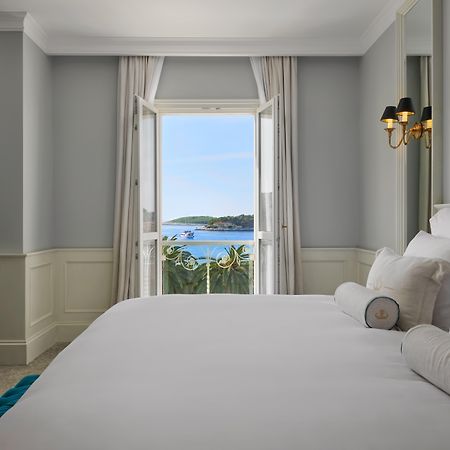 Palace Elisabeth, Hvar Heritage Hotel - The Leading Hotels Of The World Hvar Town Bagian luar foto